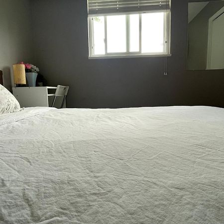 Private Room With Queen Bed In Richmond 202 Екстериор снимка